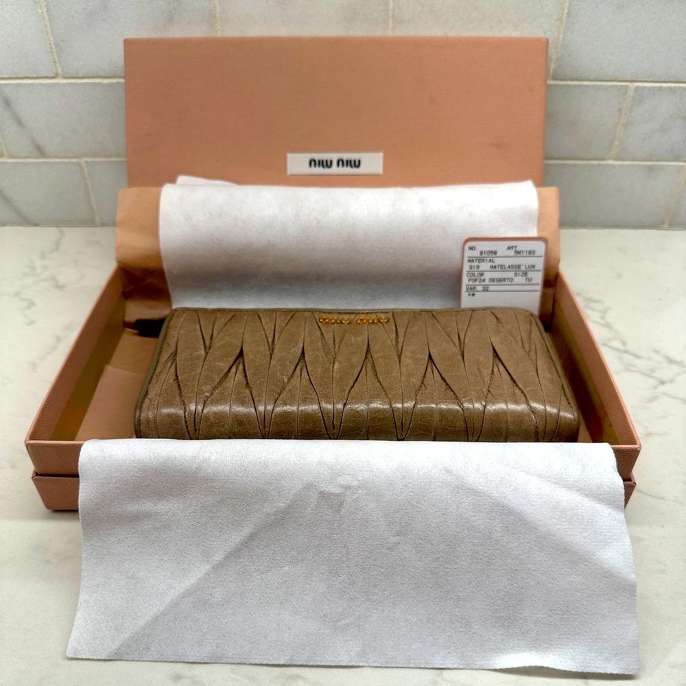 MIU MIU Matelasse Leather Zip Long Wallet. EUC with inclusions